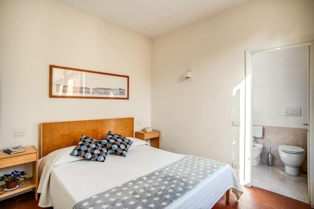 Charming House By The Colosseum Apartment Rom